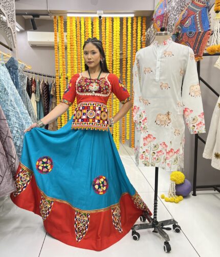 Wholesale Ferozi Rama Blue Silk Gamthi Work Stitch Caniya choli